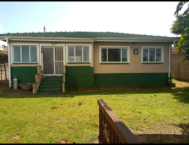 3 BEDROOM HOUSE FOR SALE IN BLUFF